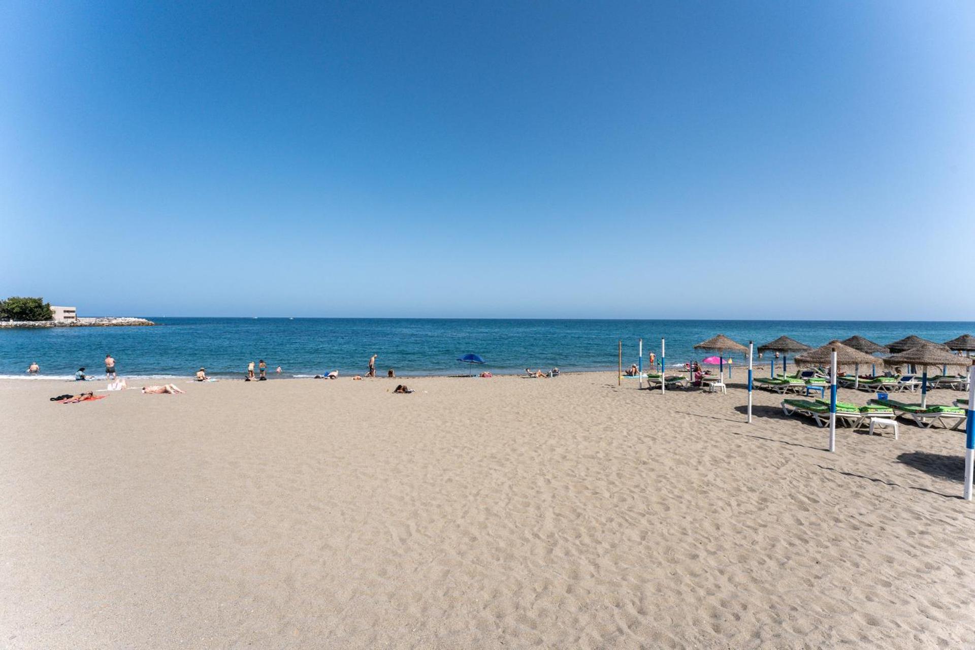 Malagasuite Golden Views Fuengirola Eksteriør bilde