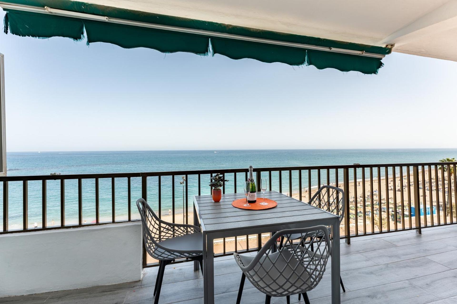 Malagasuite Golden Views Fuengirola Eksteriør bilde